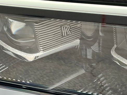 New 2026 Rolls-Royce Cullinan AWD/4WD image 15