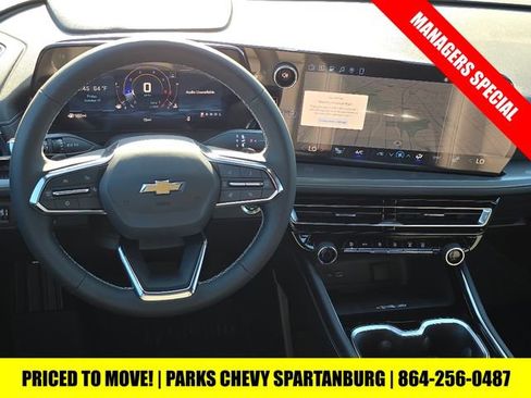 New 2026 Chevrolet Traverse LT w/ Driver Confidence Package image 17