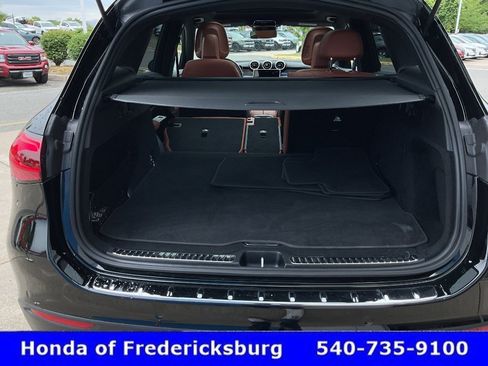 Used 2025 Mercedes-Benz GLC 300 4MATIC image 21