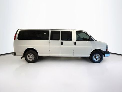 Used 2015 Chevrolet Express 3500 LT w/ LT Preferred Equipment Group image 8