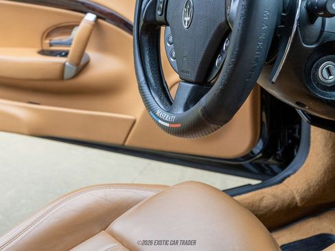 Used 2011 Maserati GranTurismo S RWD image 38