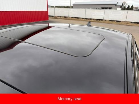 Used 2020 Ford Fusion Titanium image 10