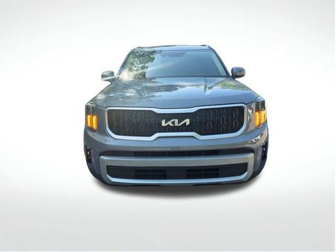 Used 2024 Kia Telluride EX FWD image 3