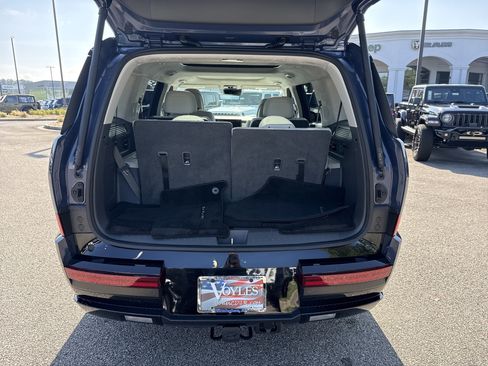 Used 2025 Hyundai Santa Fe Calligraphy AWD/4WD image 20