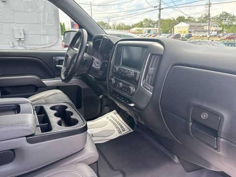Used 2018 Chevrolet Silverado 1500 LT w/ All Star Edition AWD/4WD image 26