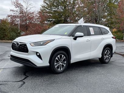 Certified 2024 Toyota Highlander XLE