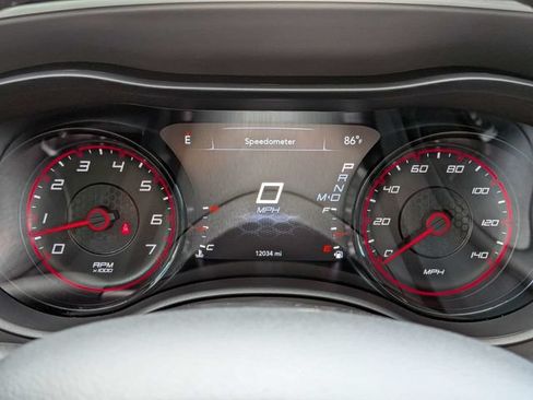 Used 2022 Dodge Charger SXT w/ Blacktop Package RWD image 28