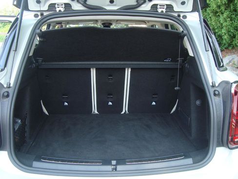 Used 2022 MINI Cooper Countryman S w/ Premium Package image 52