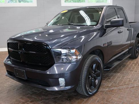 Used 2019 RAM 1500 Express w/ Wheel & Sound Group AWD/4WD image 3