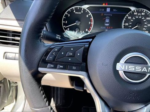 Used 2023 Nissan Altima 2.5 SL AWD/4WD image 16