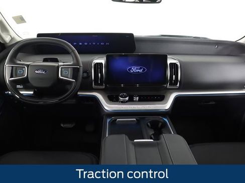 New 2025 Ford Expedition Max Platinum w/ Driver's Package image 29