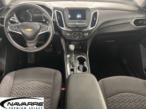 Used 2022 Chevrolet Equinox LT AWD/4WD image 10