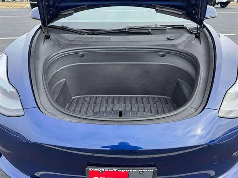 Used 2023 Tesla Model 3 Standard Range image 11