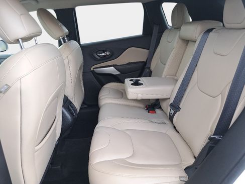Used 2017 Jeep Cherokee Limited AWD/4WD image 14