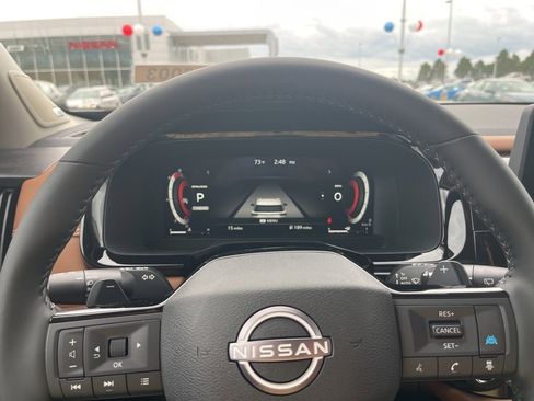 New 2026 Nissan Pathfinder Platinum image 12