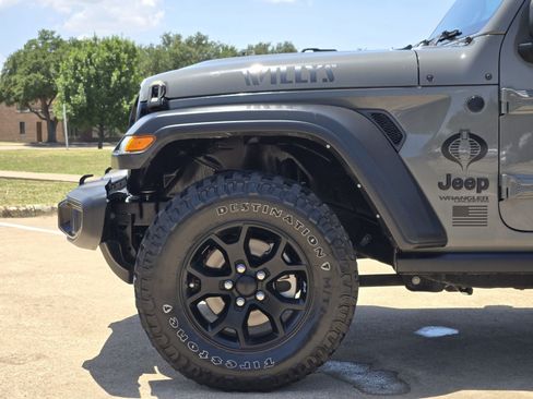 Used 2022 Jeep Wrangler Unlimited Sport AWD/4WD image 11