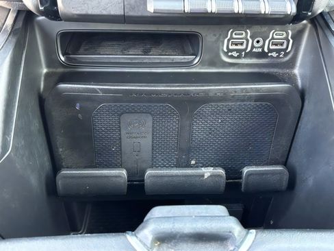 Used 2024 RAM 1500 Laramie AWD/4WD image 16