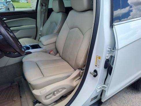 Used 2013 Cadillac SRX Luxury FWD image 18