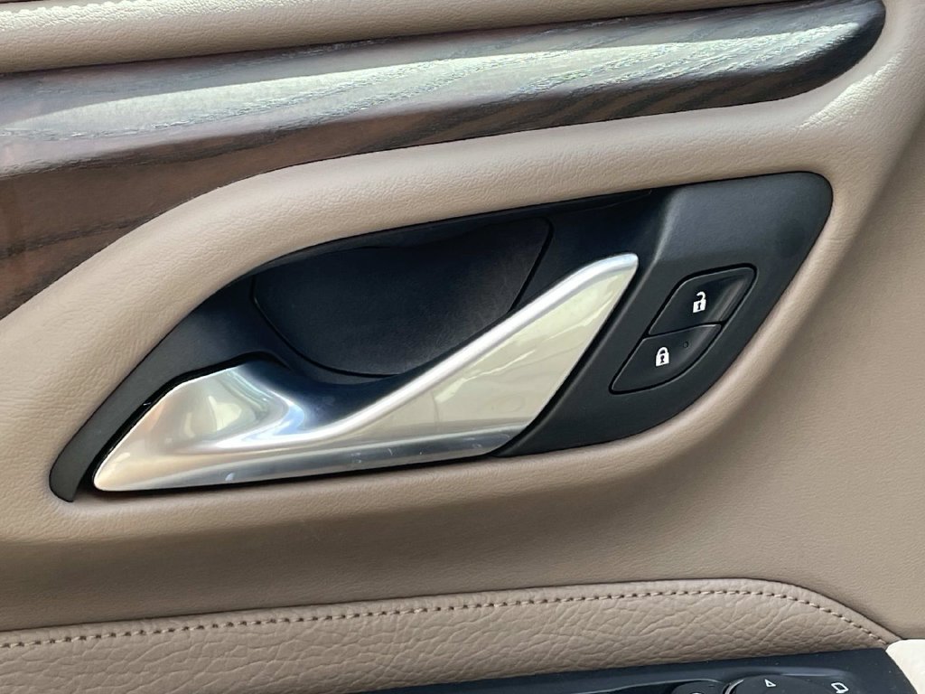 Used 2022 GMC Yukon Denali AWD/4WD image 19