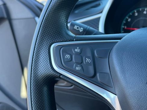 Used 2022 Chevrolet Malibu LT image 16