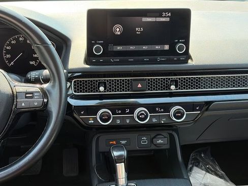 Used 2022 Honda Civic EX image 14