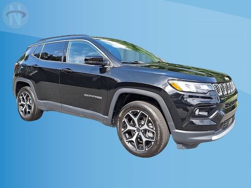 Used 2025 Jeep Compass Limited w/ Sun & Sound Group AWD/4WD image 1