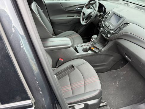 Used 2023 Chevrolet Equinox RS AWD/4WD image 12