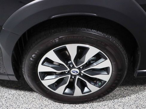 Used 2023 Subaru Outback Limited XT AWD/4WD image 11