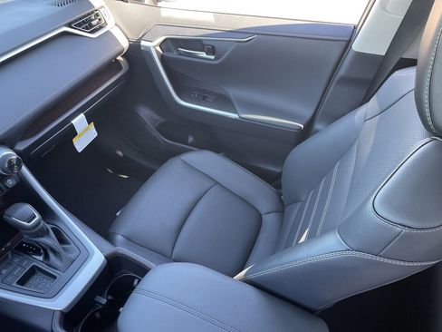 New 2025 Toyota RAV4 Limited image 21