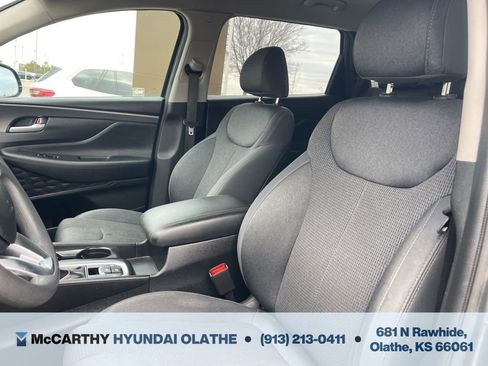 Used 2020 Hyundai Santa Fe SE image 5