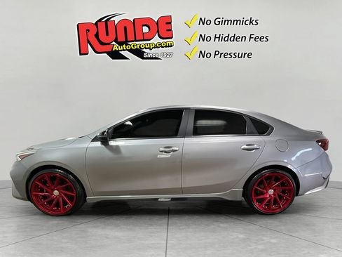 Used 2023 Kia Forte GT FWD image 3