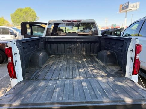 Used 2020 Chevrolet Silverado 1500 LTZ AWD/4WD image 15