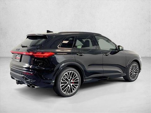 New 2026 Audi SQ5 Prestige AWD/4WD image 5