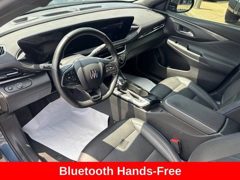 Used 2025 Buick Envista Sport Touring w/ Convenience I Package FWD image 13