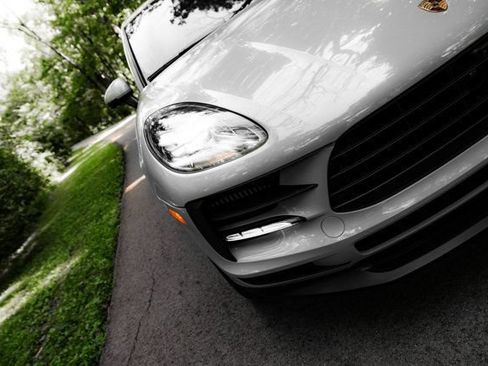 Used 2021 Porsche Macan S AWD/4WD image 13