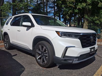 Certified 2024 Honda Pilot Touring