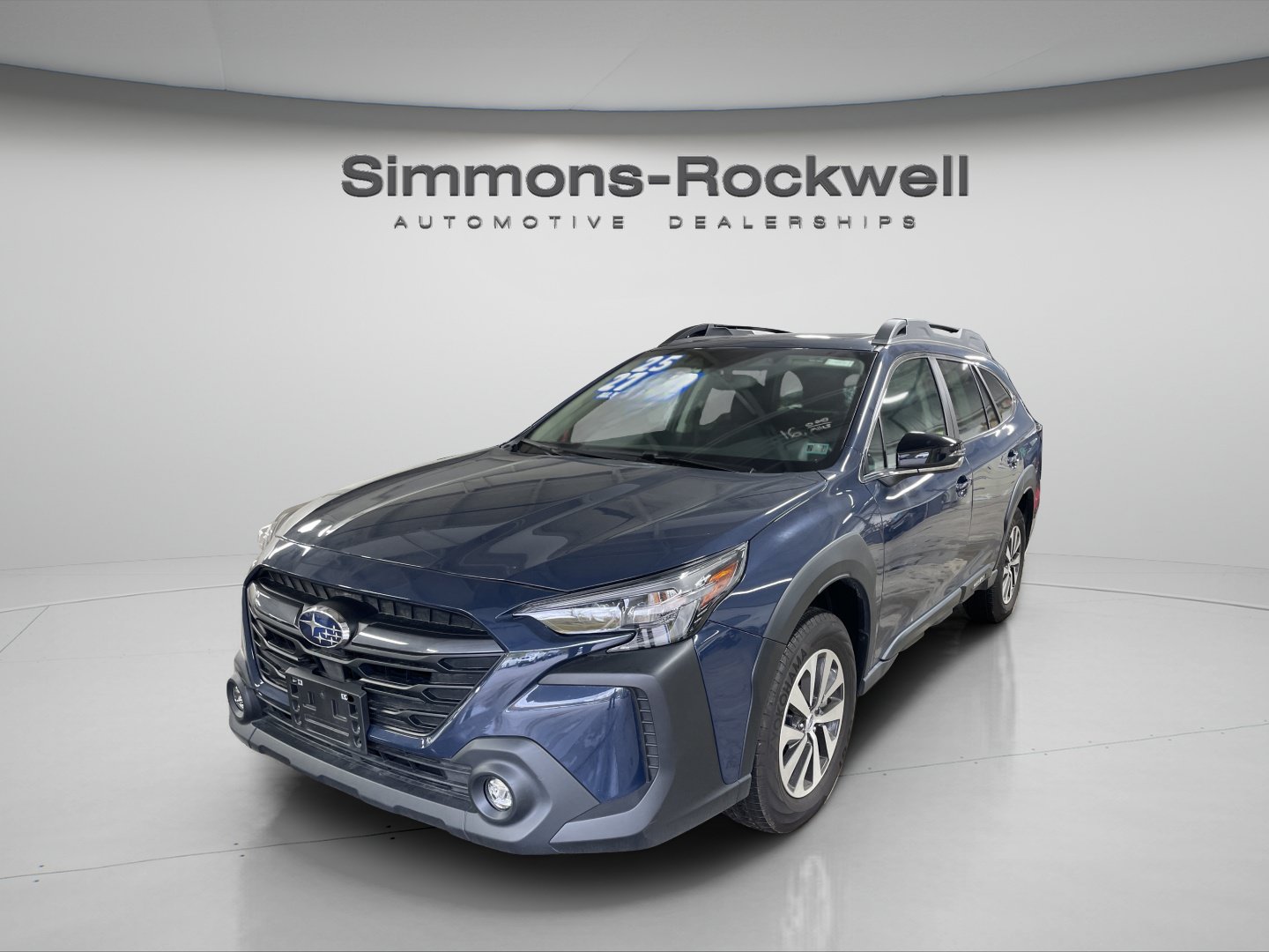 Used 2025 Subaru Outback Premium AWD/4WD image 1