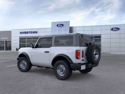 New 2025 Ford Bronco Base image 4