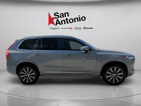 Used 2025 Volvo XC90 B5 Core w/ Protection Package image 31