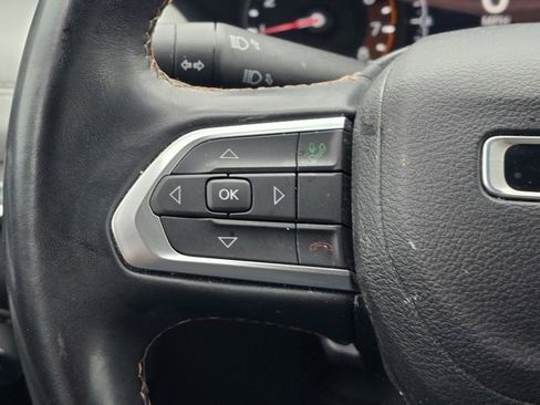 Used 2022 Jeep Compass Limited image 31