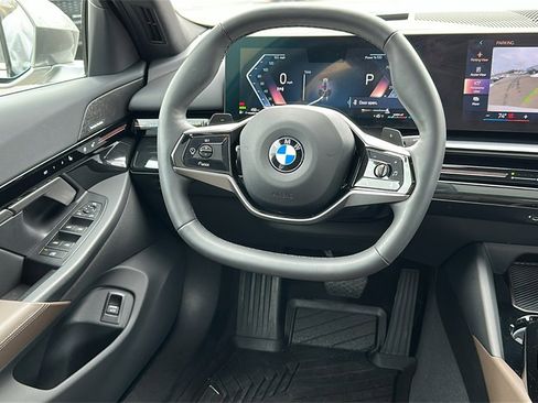 Used 2024 BMW 530i xDrive w/ Premium Package image 21