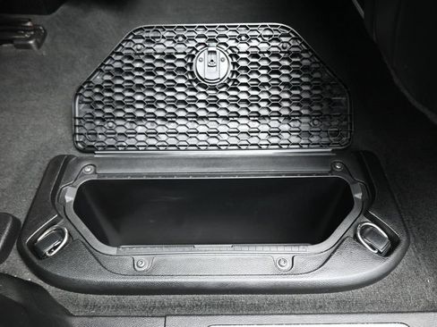 Used 2021 RAM 1500 Laramie AWD/4WD image 26