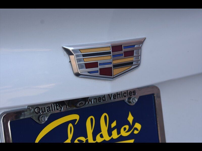 Used 2020 Cadillac XT4 Premium Luxury FWD image 50