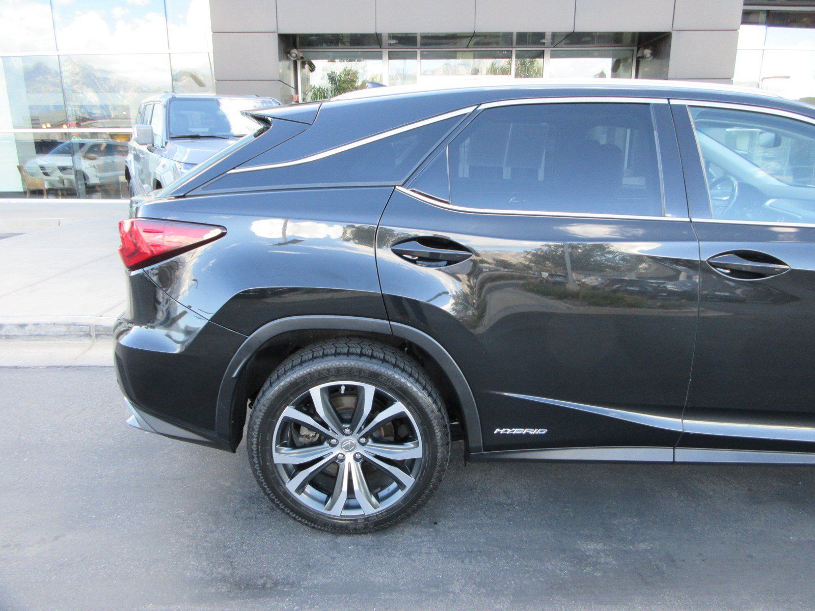 Used 2017 Lexus RX 450h AWD w/ Cold Weather Package image 10