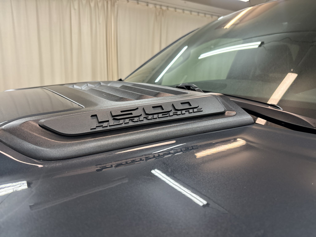 New 2027 RAM 1500 Laramie w/ Sport Appearance Package AWD/4WD image 13