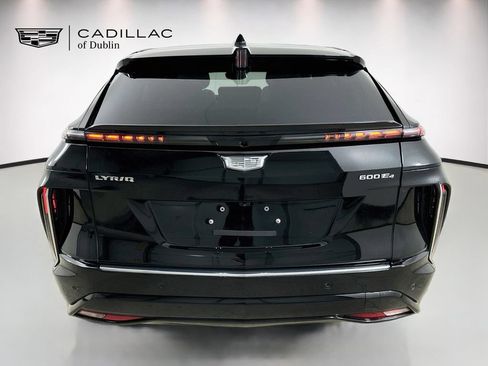 Certified 2026 Cadillac Lyriq Signature Luxury w/ Nappa Leather Package AWD/4WD image 6