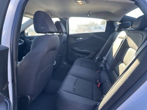 Used 2023 Chevrolet Malibu LT image 29
