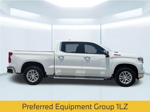 Used 2025 Chevrolet Silverado 1500 LTZ w/ Z71 Off-Road Package AWD/4WD image 8