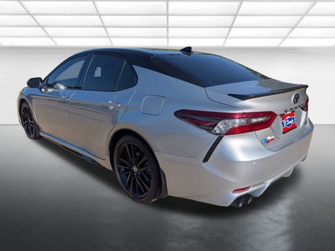 Used 2022 Toyota Camry XSE w/ Navigation Package FWD image 2
