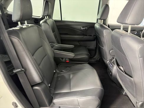 Used 2017 Honda Pilot Elite image 29